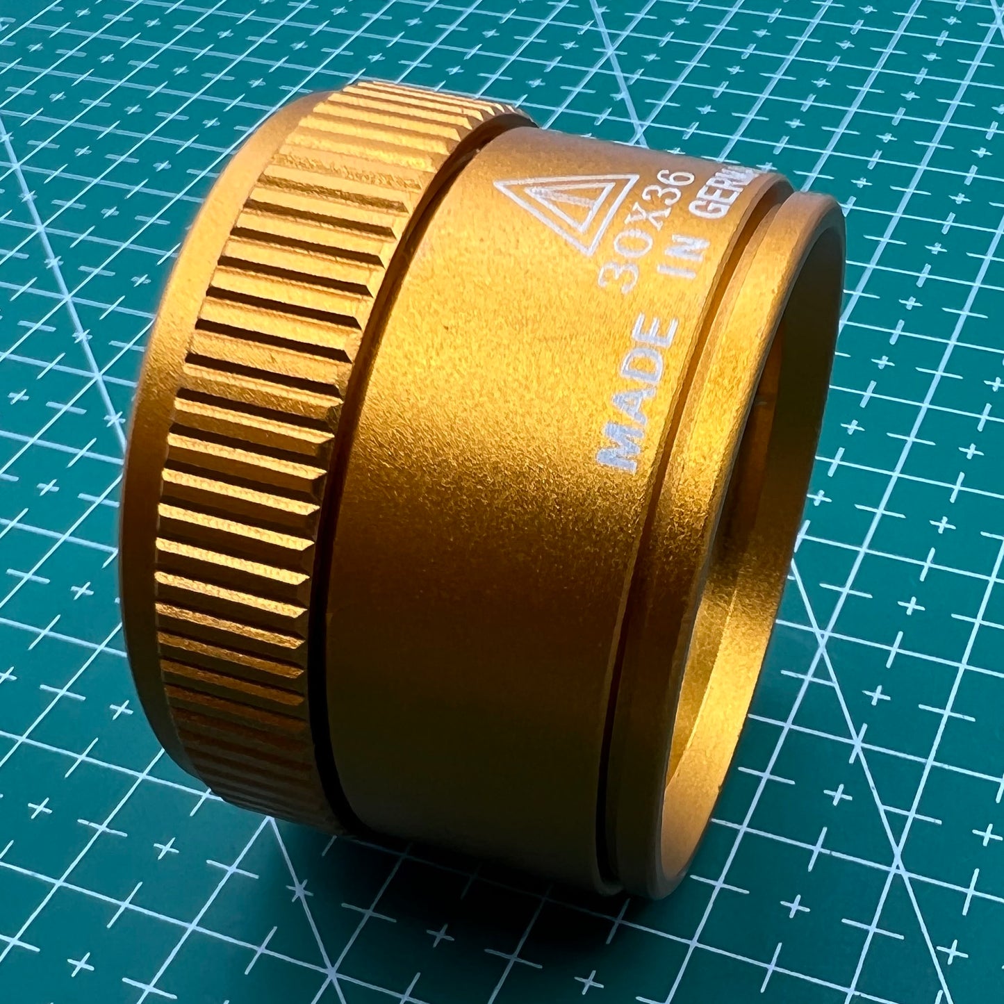 Loupe grossissante 30x en or fabriquée en Allemagne pour la réparation de montres, bijoux et outils d'horlogerie