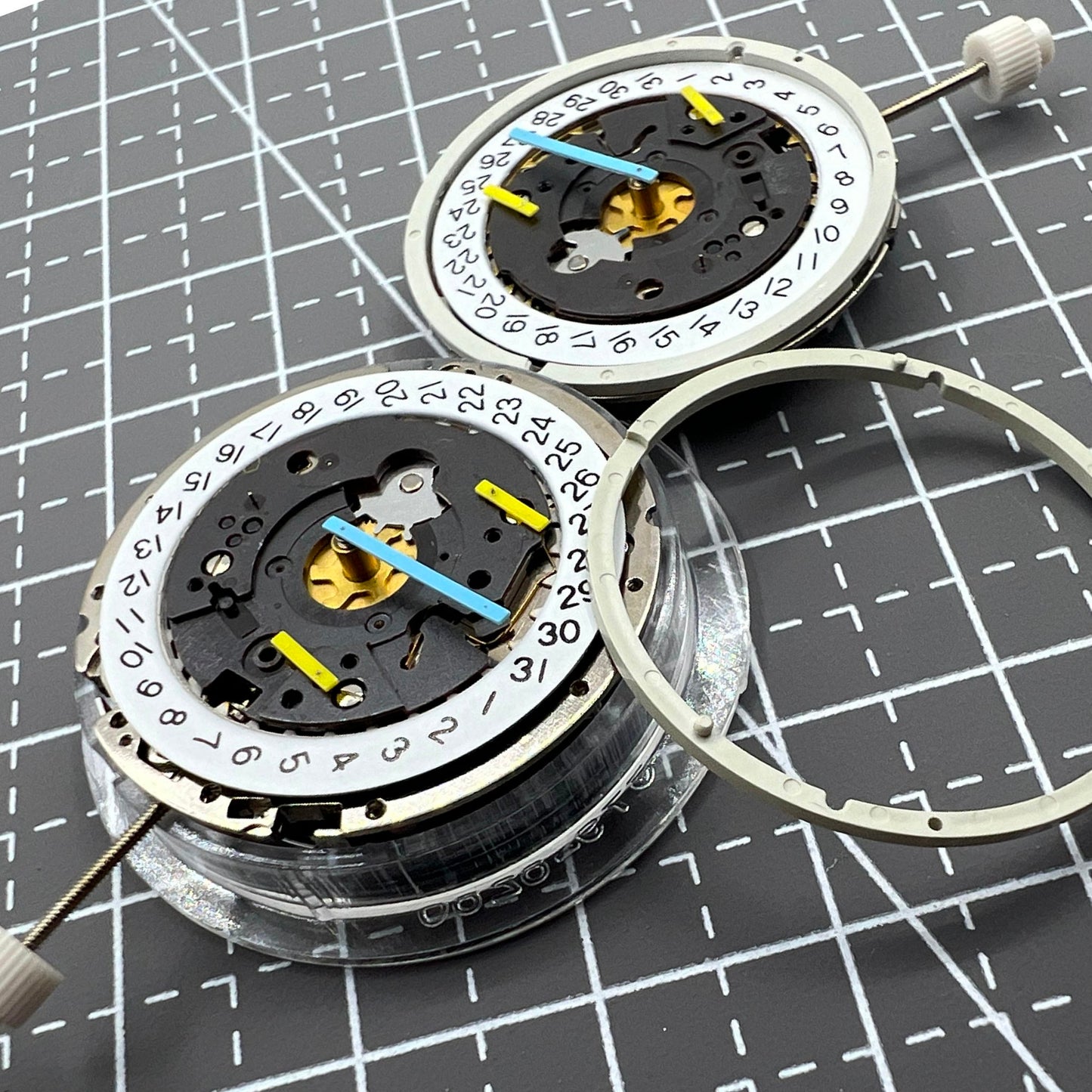 Swiss ISA 8162 quartz watch movement with date at 4, ideal for precise timekeeping and replacement parts