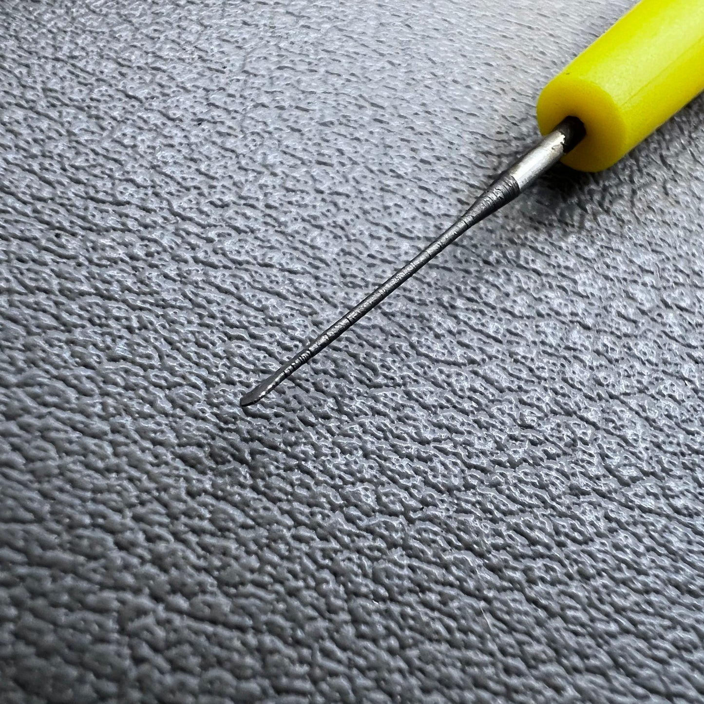 Swiss Bergeon 30102-D Watch Dip Oilers Yellow (Very Large)