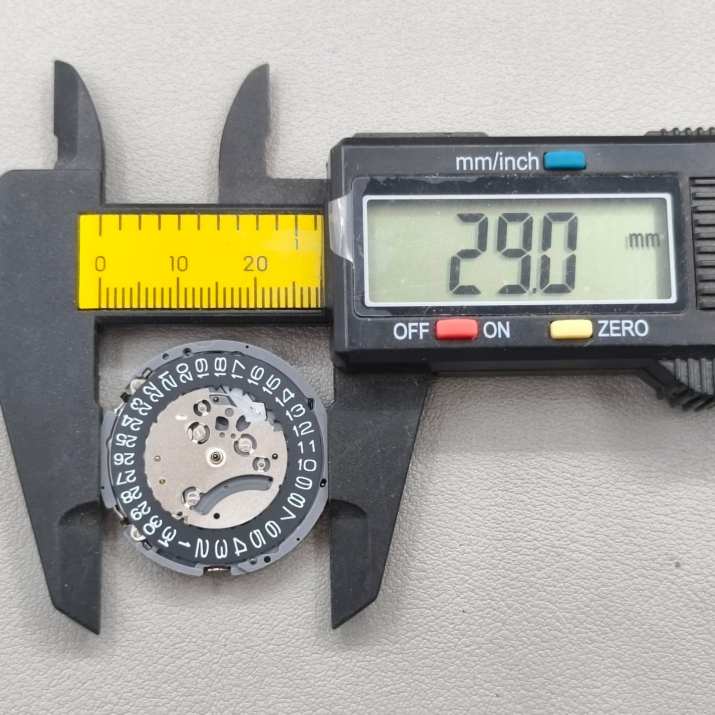 Japan Original VK63A Quartz Movement Black Disk Date@3 Single Calendar