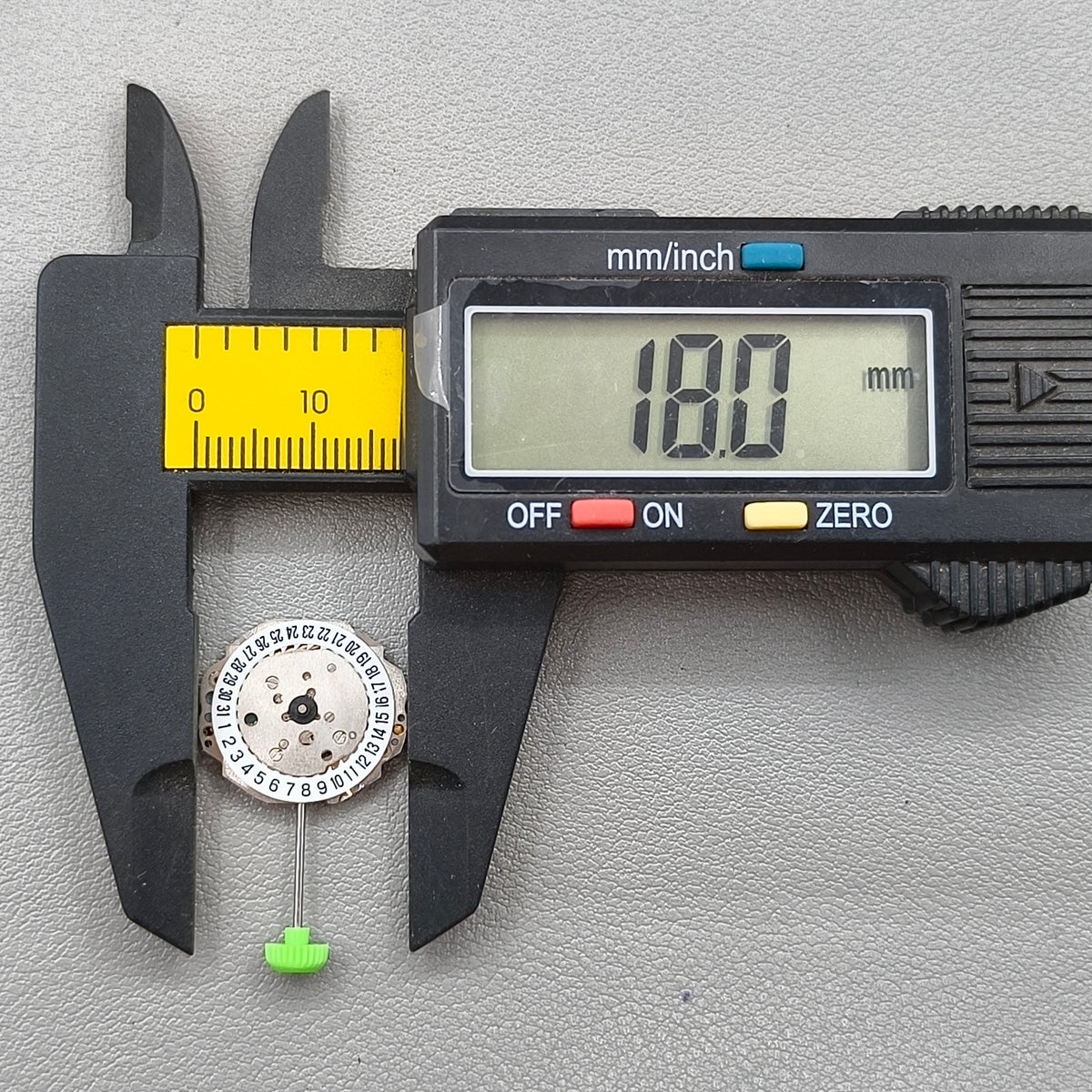 Japan Made Miyota 4T74 Quartz Movement 2 Hands Date@3