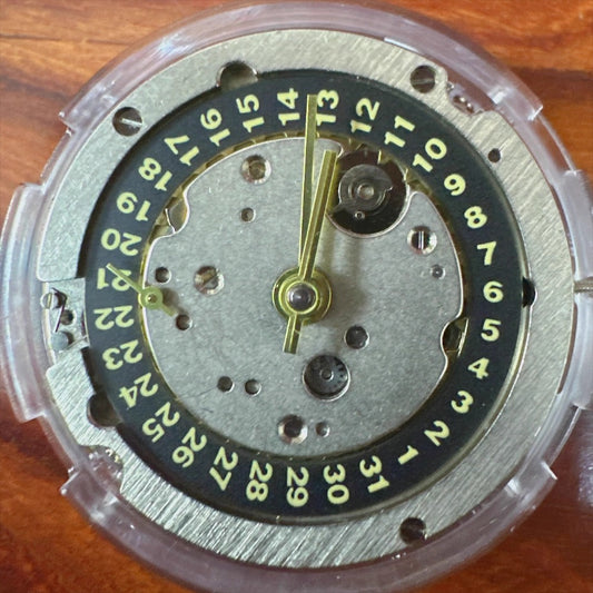 Seagull ST2557 GMT watch movement with yellow font, mechanical 3-hand design from Tianjin factory.