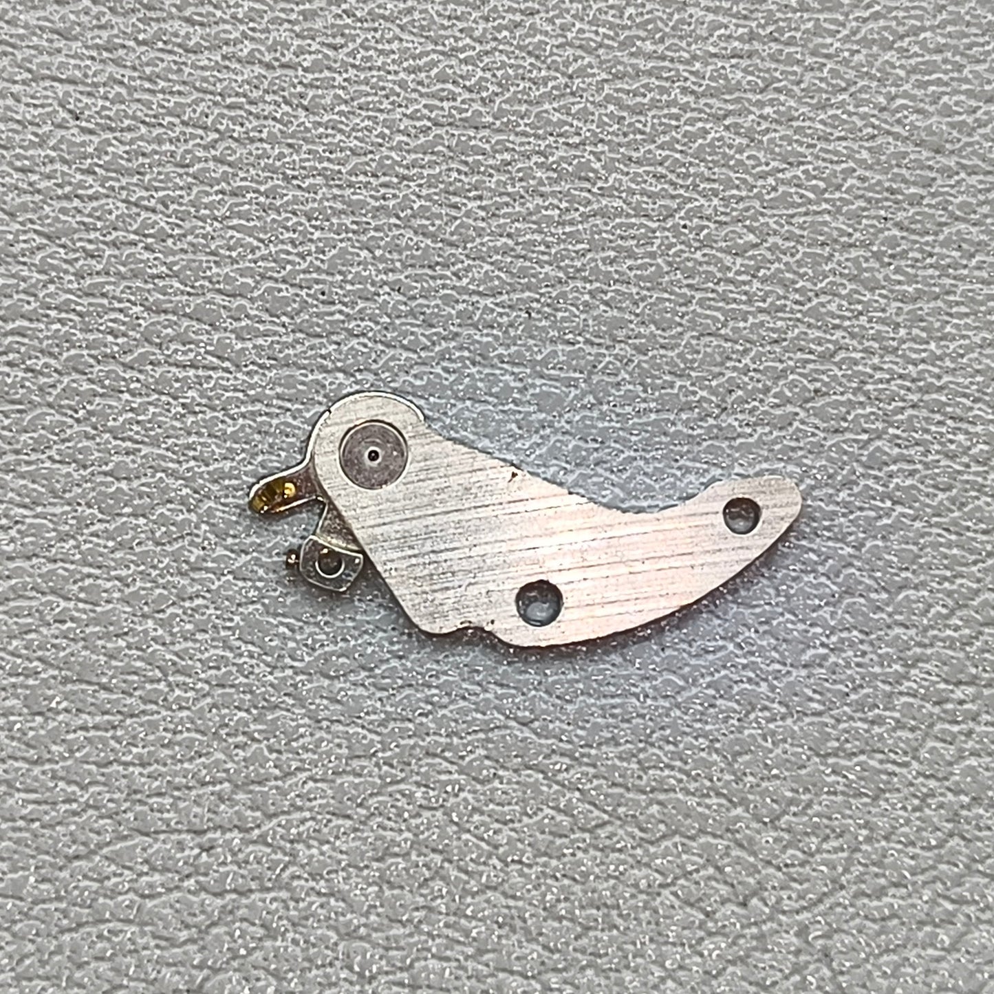 Replacement Balance Wheel Splint Generic for NH35 Movement #009-8667#25