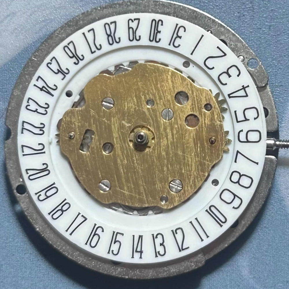 Swiss Made 7870C quartz watch part with 5 hands, old stock replacement for precise timekeeping.