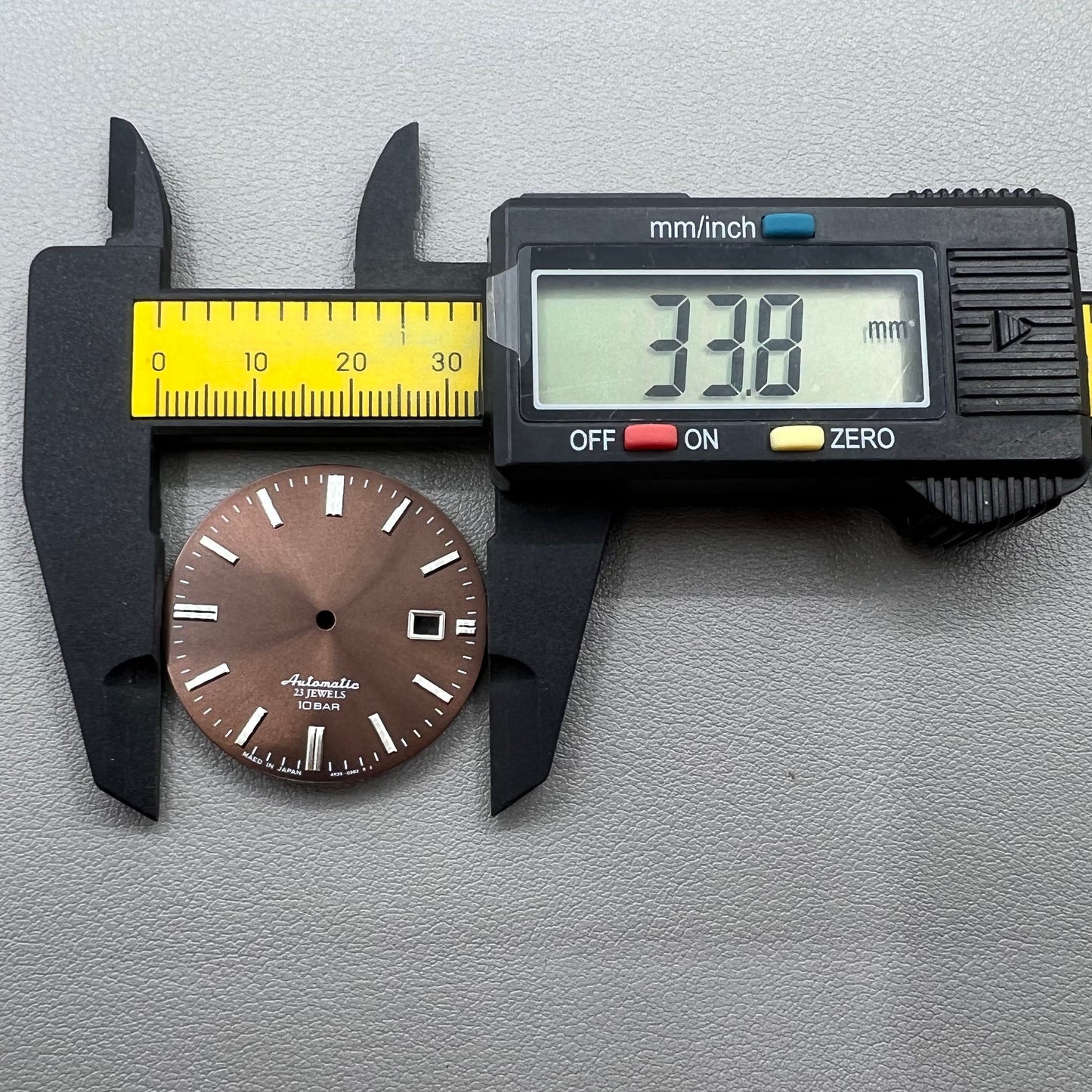 Cadran de montre marron modifié Silver Nail No Lume 34 mm pour mouvement NH35 NH36