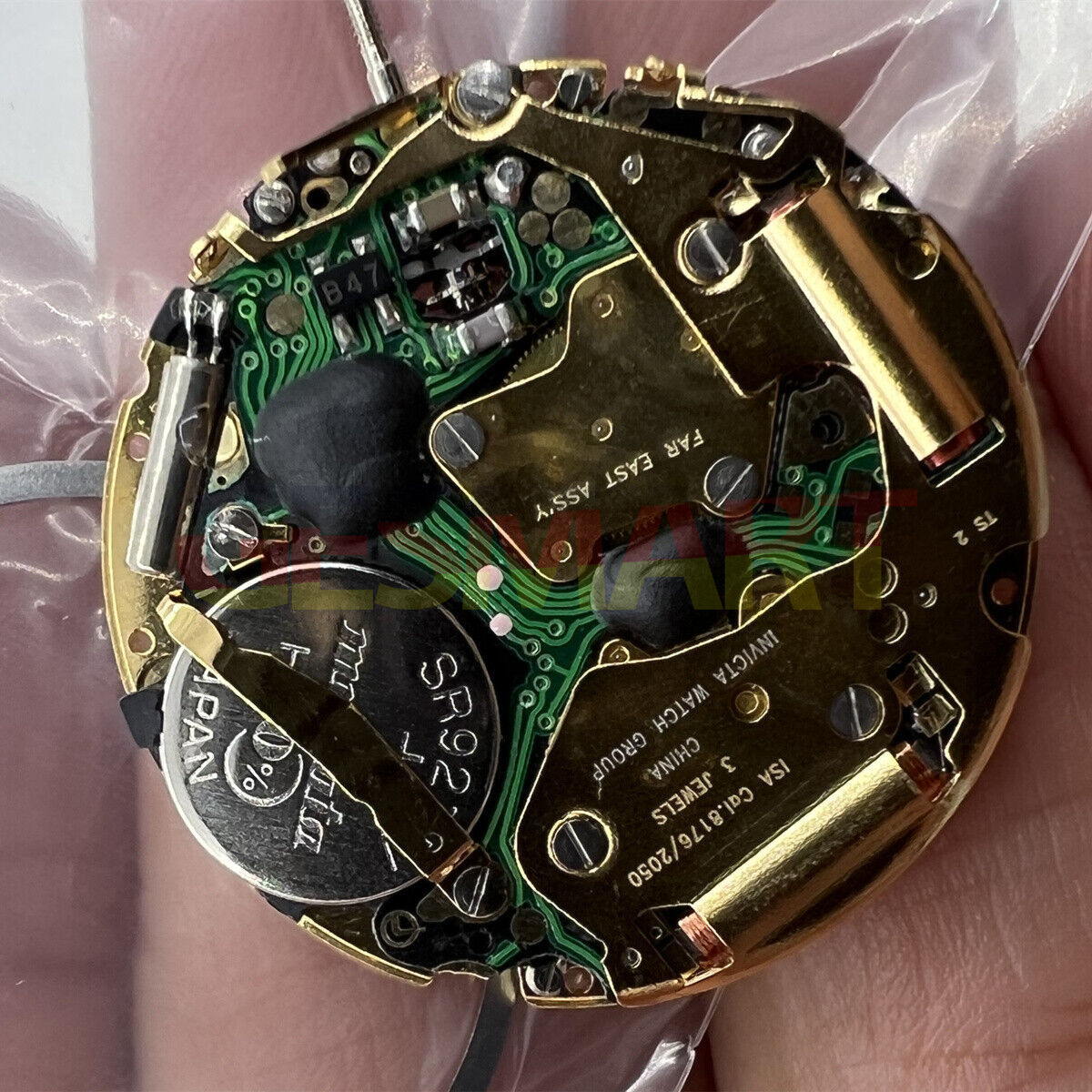 Watchmakers ISA 8176-2050 quartz movement with small second and date at 6, replacement part for watches