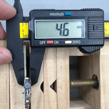 Automatisches mechanisches Miyota 8218 Uhrwerk Datum bei 9 Uhr 2 Zeiger