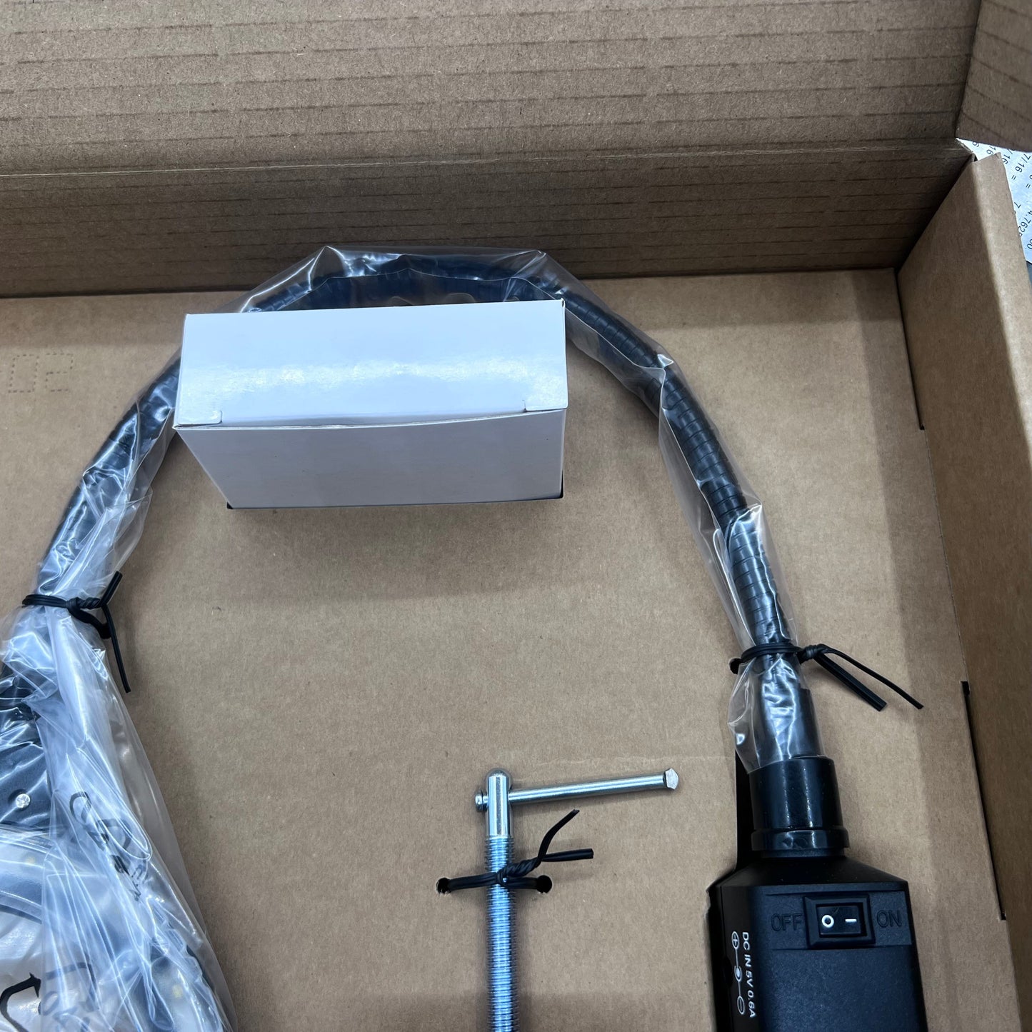 Swiss Bergeon 7841 LED Light with Magnifier, Magnetic Stand