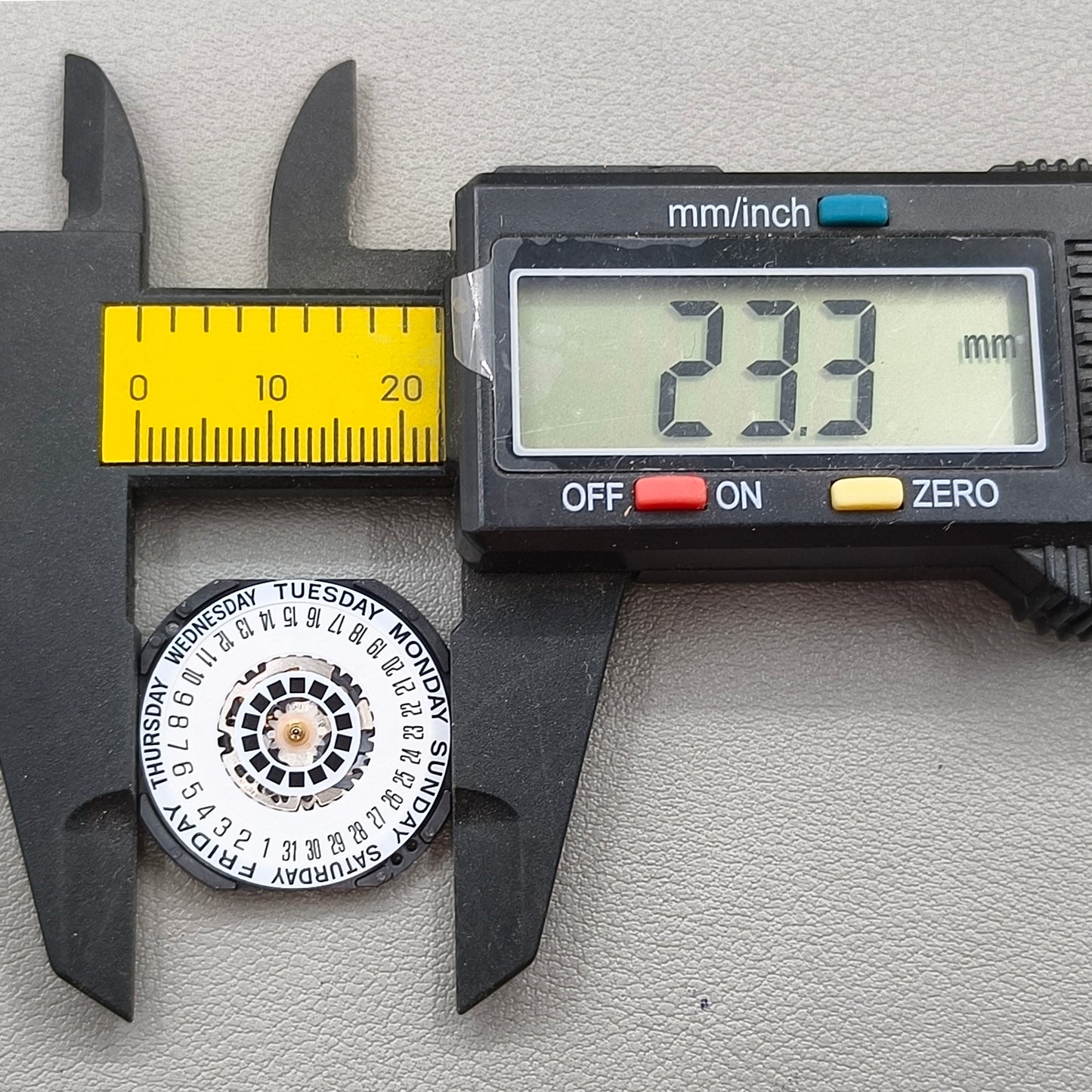 Japan Hattori Epson TMI VX44 VX44E Watch Quartz Movement Dial White