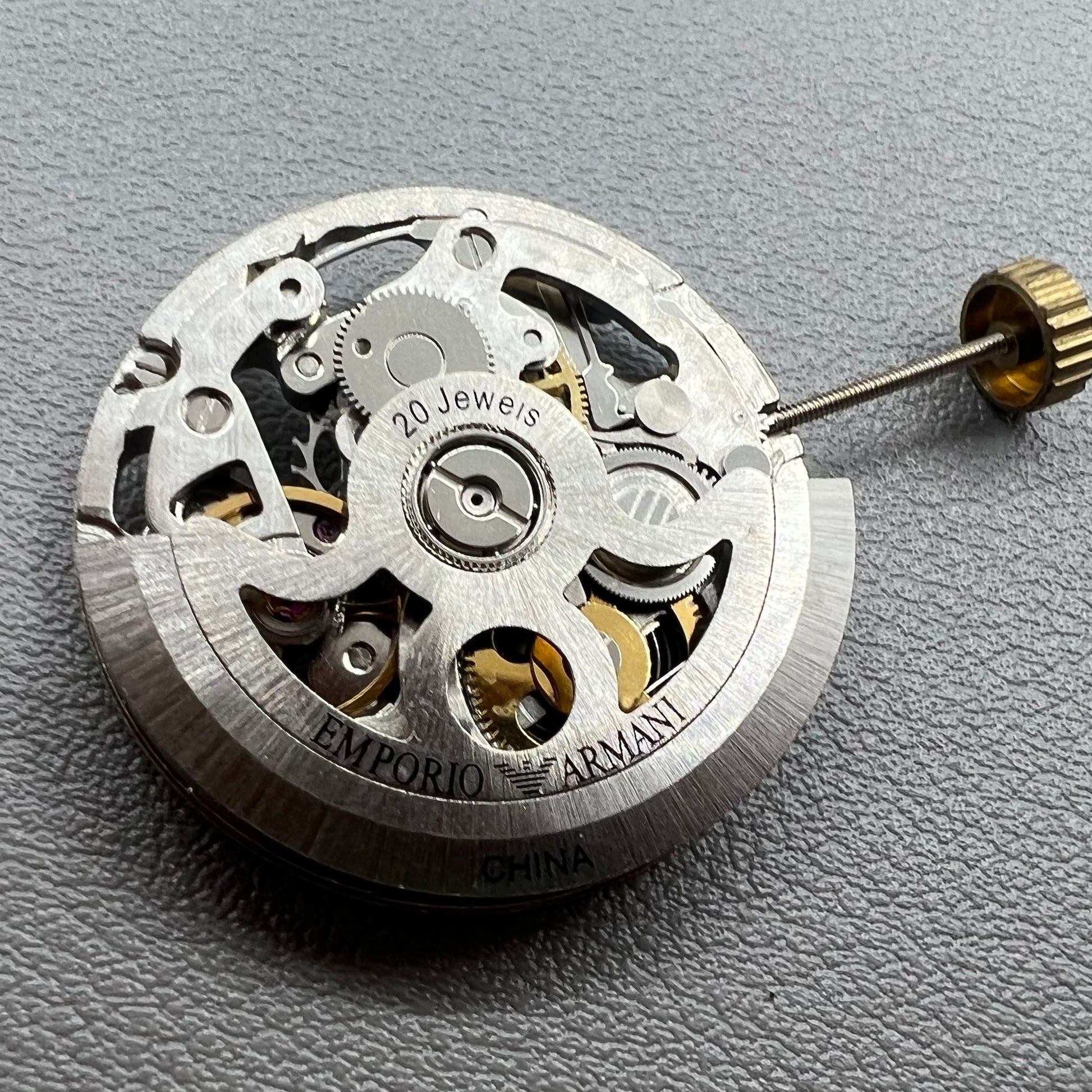 Hangzhou 2189 Silver watch with hollow mechanical movement and single calendar display accessory.