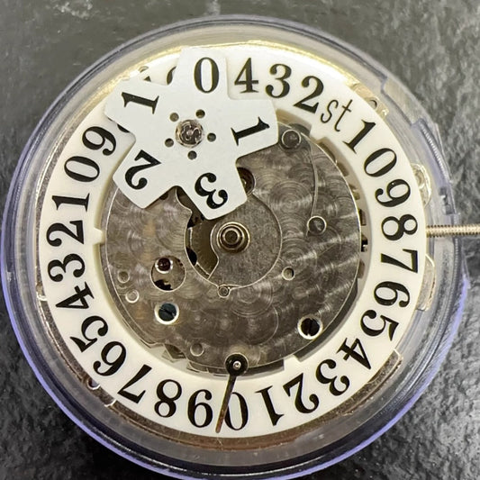 China Made Silber 2240 Automatik Mechanisch 2 Zeiger Kleine Sekunde Einzelkalender