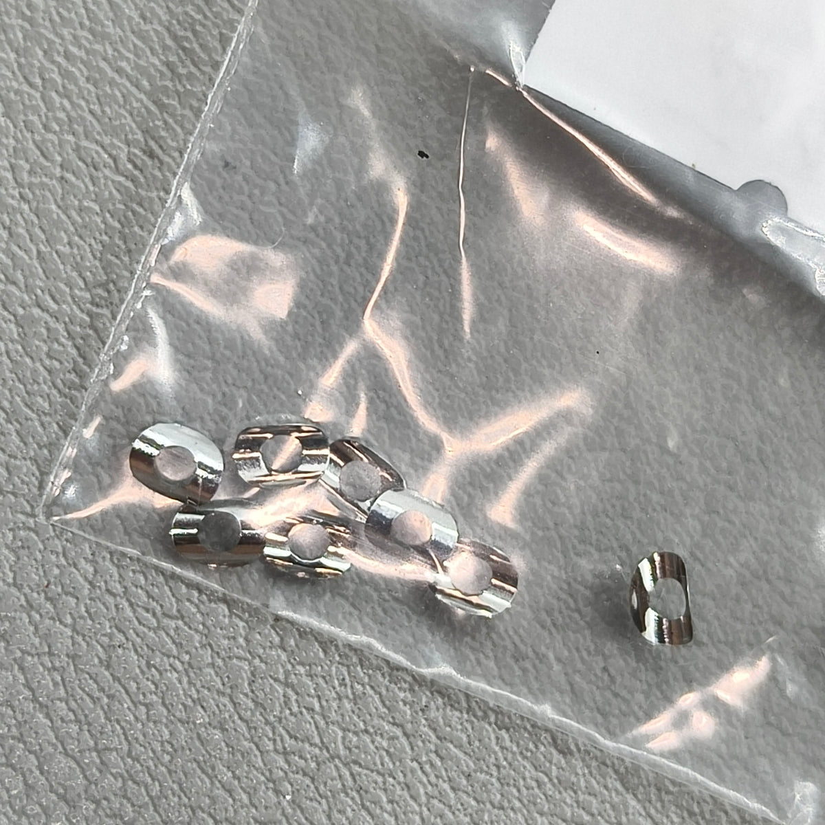 Replacement 10 Pieces Hour Wheel Pad Spacer Shim Fit for 2824 2783 Movement
