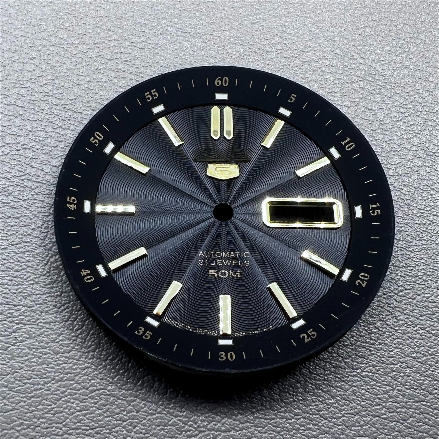 Silver 35.5mm vintage watch dial with green luminous nails, compatible with NH35 NH36 movements