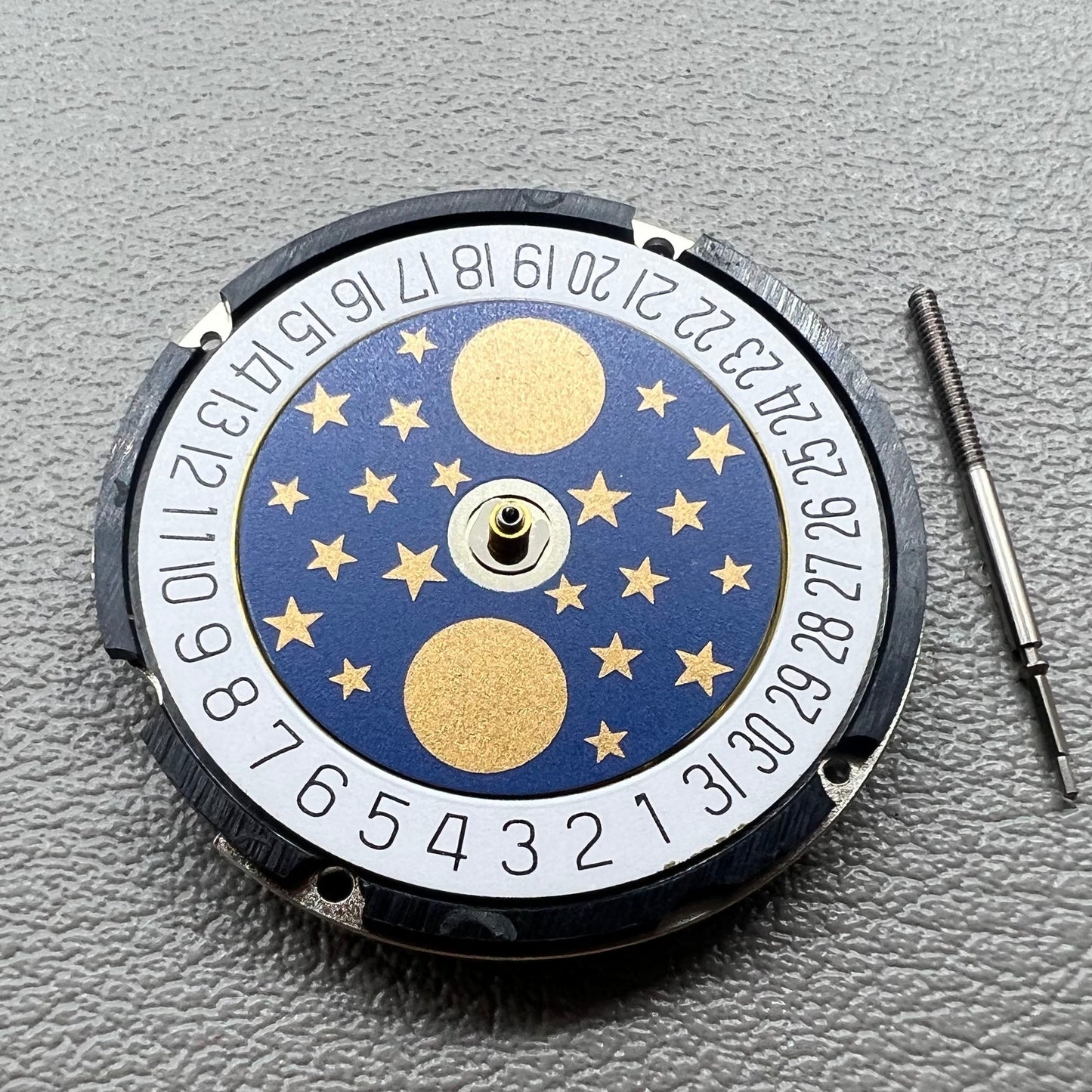 Swiss Ronda Quartz watch movement with date at 6 o?clock, Model 708 by Swiss Precision.
