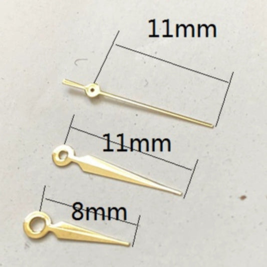 Golden 11x11x8mm watch hands designed for Miyota 2035 quartz movement, enhancing timepiece precision.
