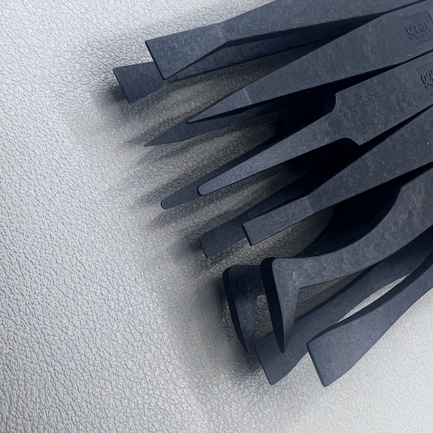 Carbon Fibre ESD Anti-Static Tweezer BG 6751 for Precise Watch Accessory Repairs