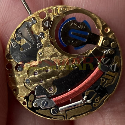 Montre <tc>ETA</tc> 210.001 à quartz, mouvement suisse à 2 aiguilles 