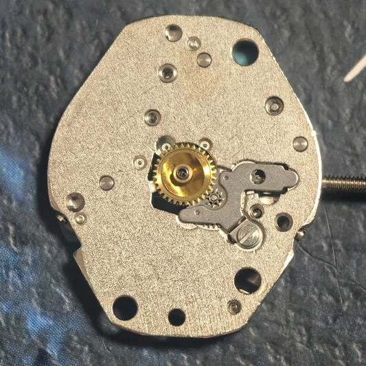 Old Stock Swiss ETA 561.101 Watch Quartz Movement 3 Hands Watch Part