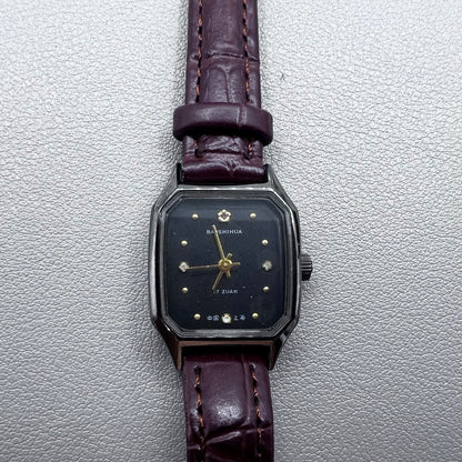 33mm Dandong Manual Mechanical Watch Golden Dial Golden Square Case 17 Jews