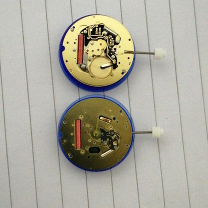 ISA 220 golden quartz watch movement, precise replacement for ISA 222 models by Watchmakers.