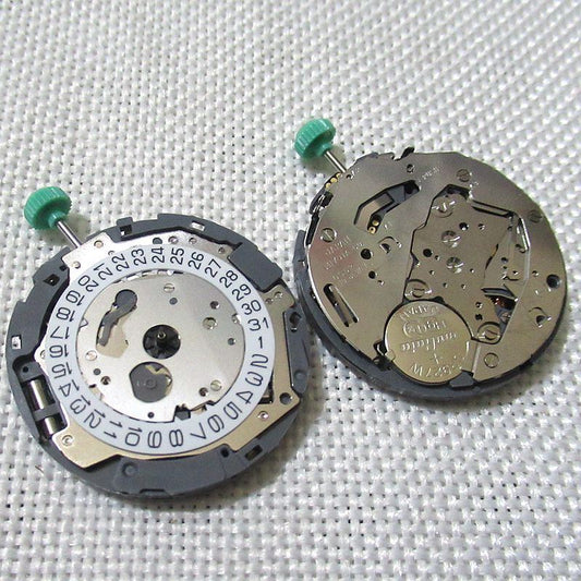 OS62 quartz watch movement with small second hand at 6 o?clock, repair part for precision timekeeping.