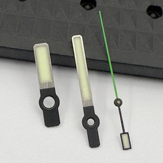 Aiguilles de seconde main vertes avec garniture argentée et luminescentes vertes pour montres NH35/36/4R SKX007 