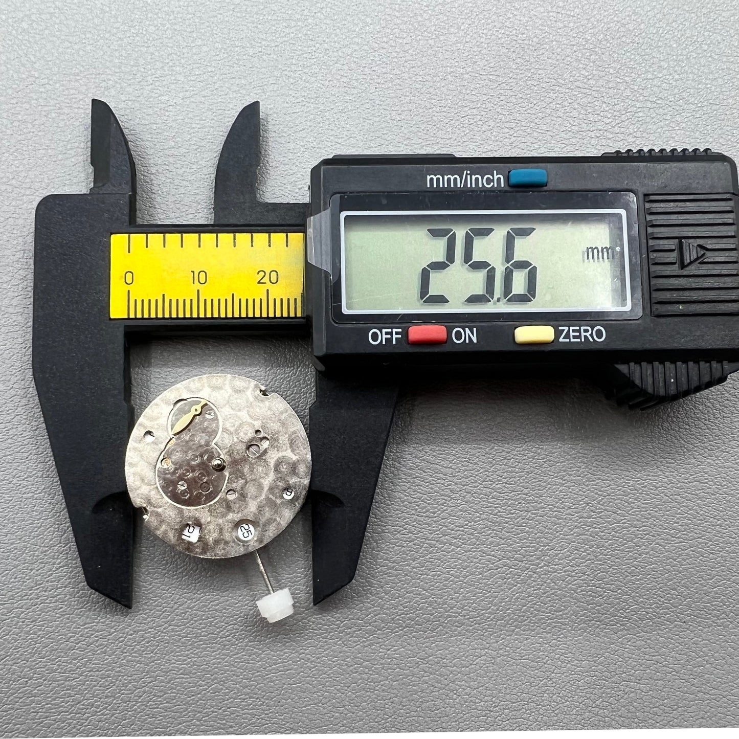 Mingzhu 8205 mechanisches Uhrwerk mit kleiner Sekunde bei 9 Uhr, zwei Zeiger, pr�zises Uhrwerk