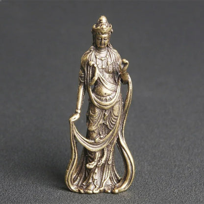 Solid copper Guanyin Buddha figurine from Thailand, hand-carved vintage bronze model for meditation d�cor.