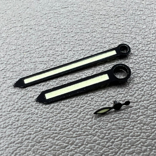 Green luminous 3-hand set with black trim for ST3600/ST3620/ETA6497/6498 movements.