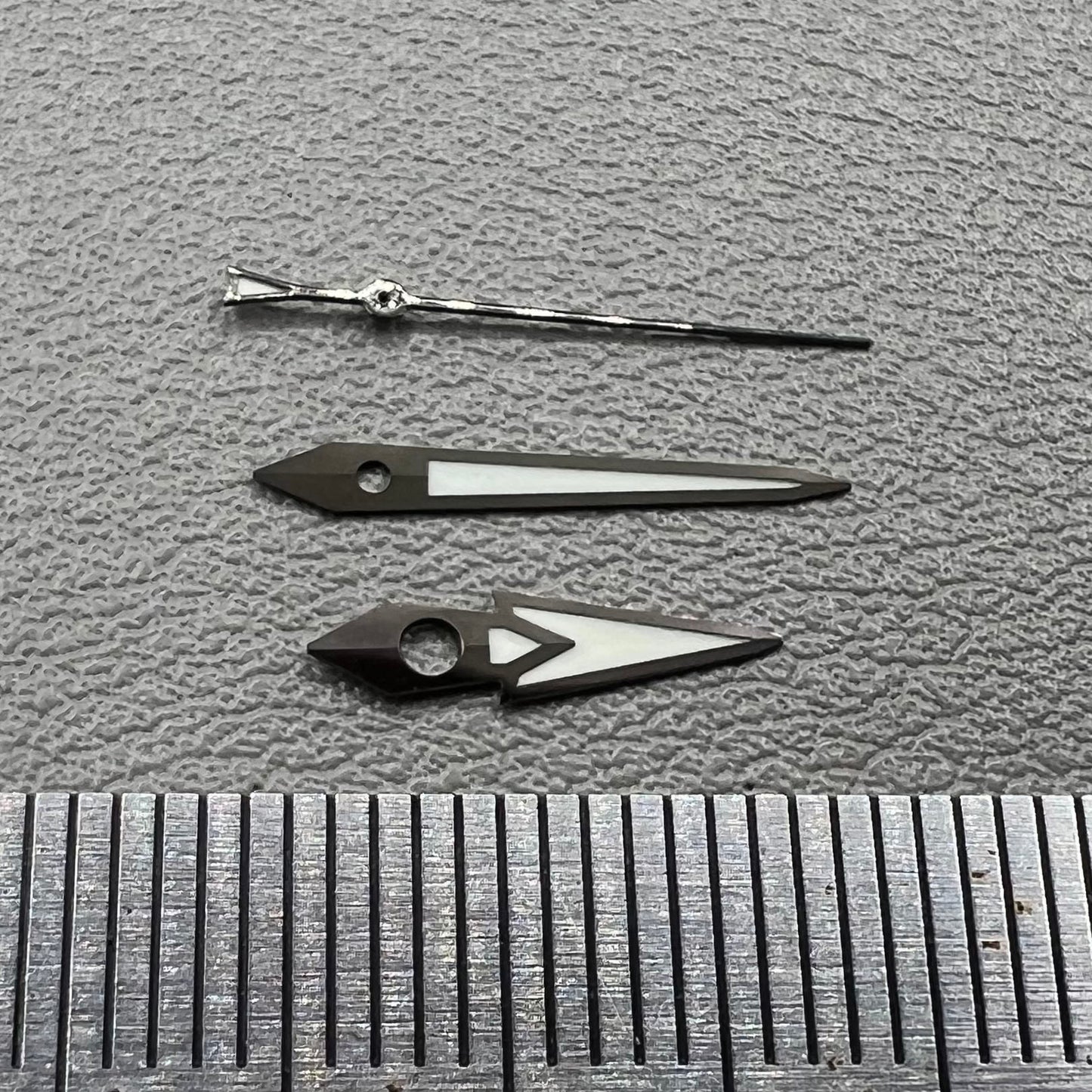 1. Two sets of green luminous watch hands for NH36 NH35 movement by C3.  
