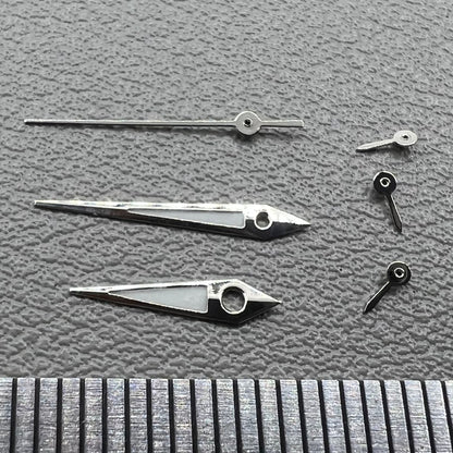 Pfeilf�rmige gr�ne, leuchtende Zeiger im 2er Set mit silbernen Akzenten f�r X3J X9J Uhren