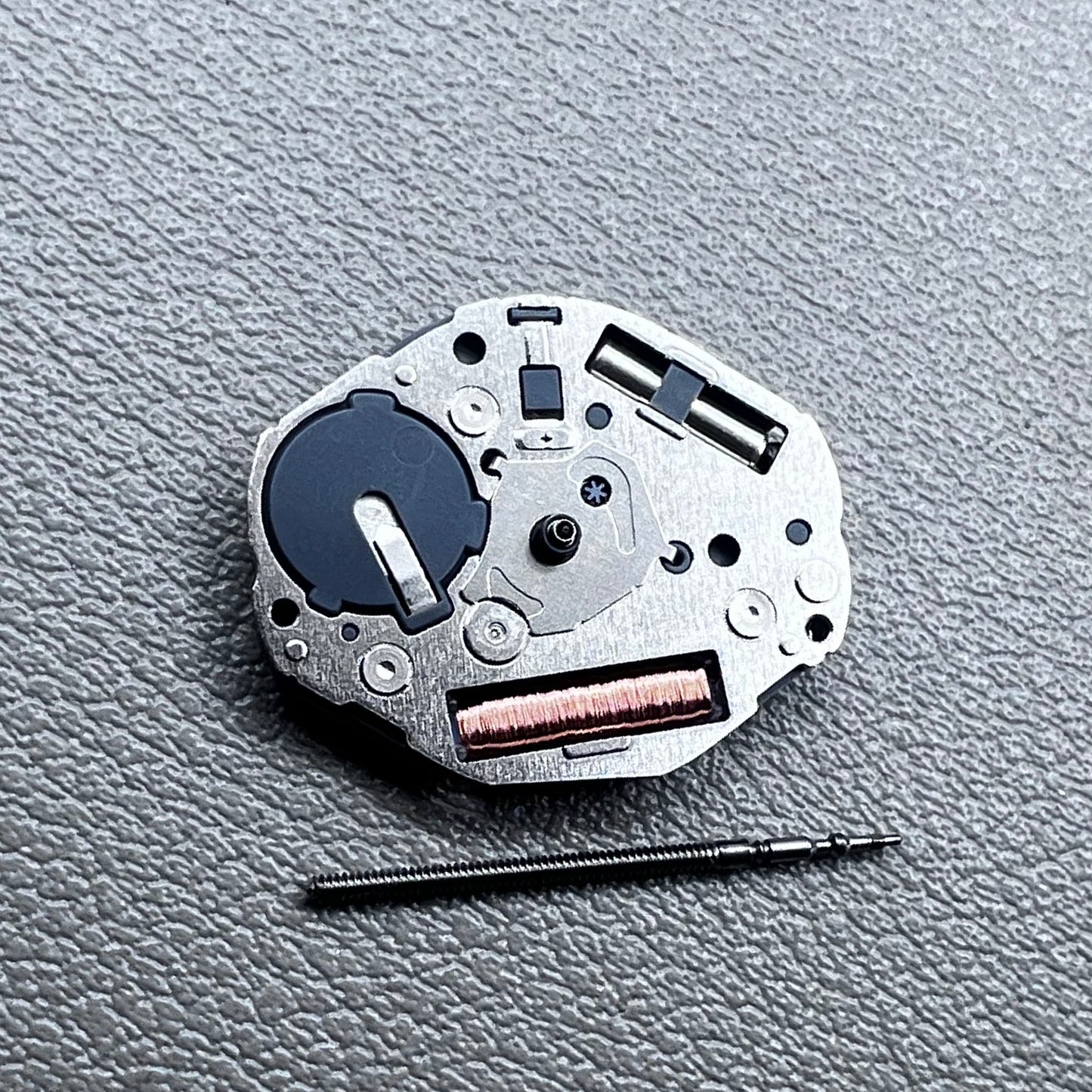 Japan Miyota GL32 silver quartz watch movement, precise replacement for GL30 1L32 models.