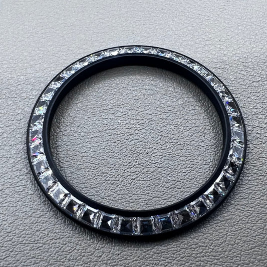 Inclined Black Watch Bezel Daytona T-Shaped Square Moissanite