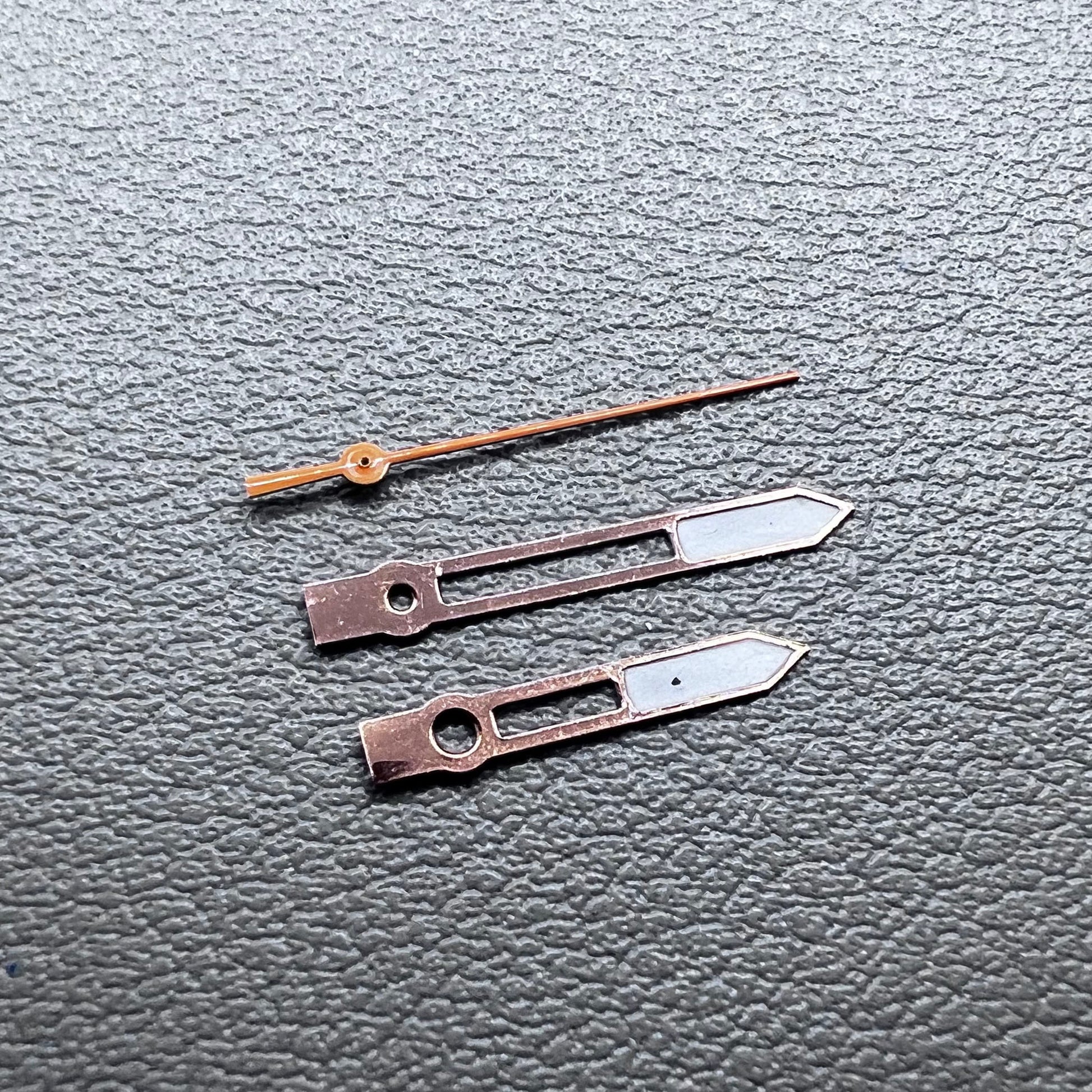 Set of 2 rose gold hollow lume watch hands, compatible with Miyota 2315 2035 2036 2115 2305 movements, stylish trim.