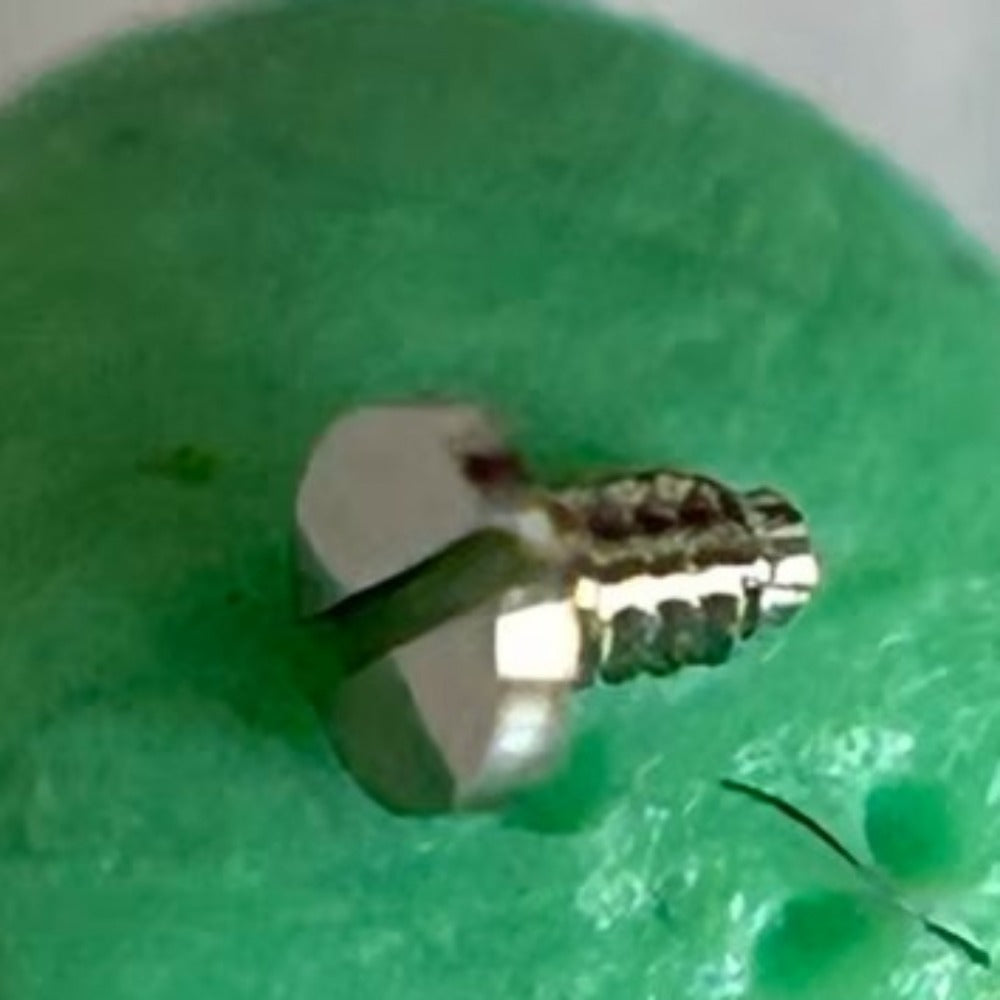 Generic intermediate wheel splint screws for 3235 mechanical watch repair, precise fit and durable.