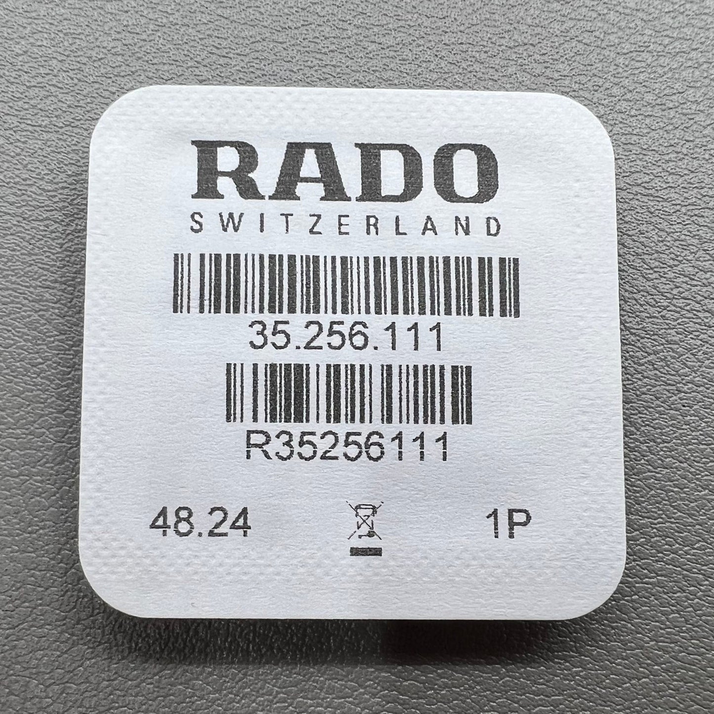 Schweizer ETA 256.111 Uhrwerkplatine mit 3 Zeigern f�r pr�zise Uhrenmontage.