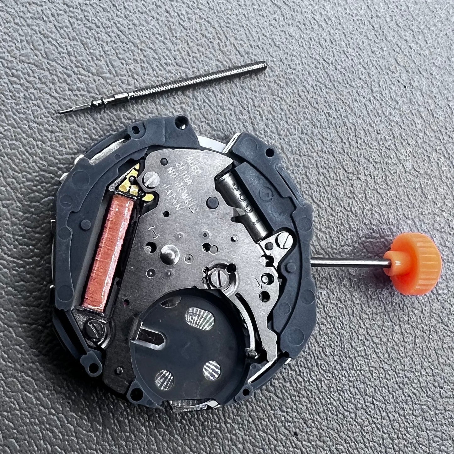 Japan 2F10A Quartz Movement 3 Hands Single Calendar