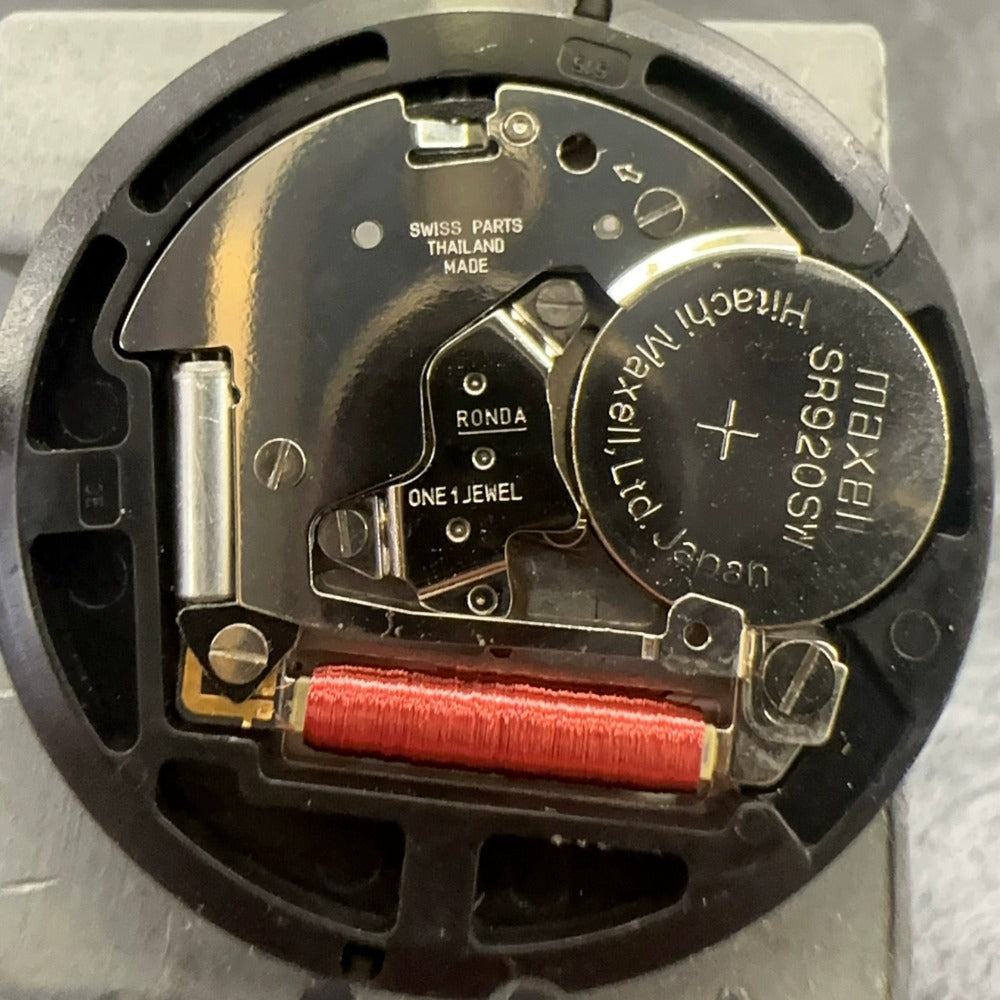Swiss Made Ronda 515 quartz movement with 3 hands and black date disk at 6 for watch accessories