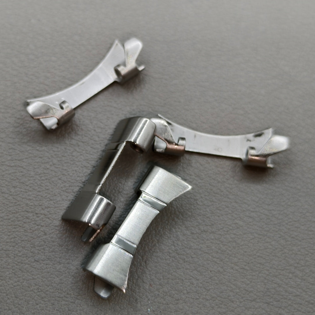 4 PIECES Silver Polished Curved End Links Spring Bars Bracelet Watch Band Strap