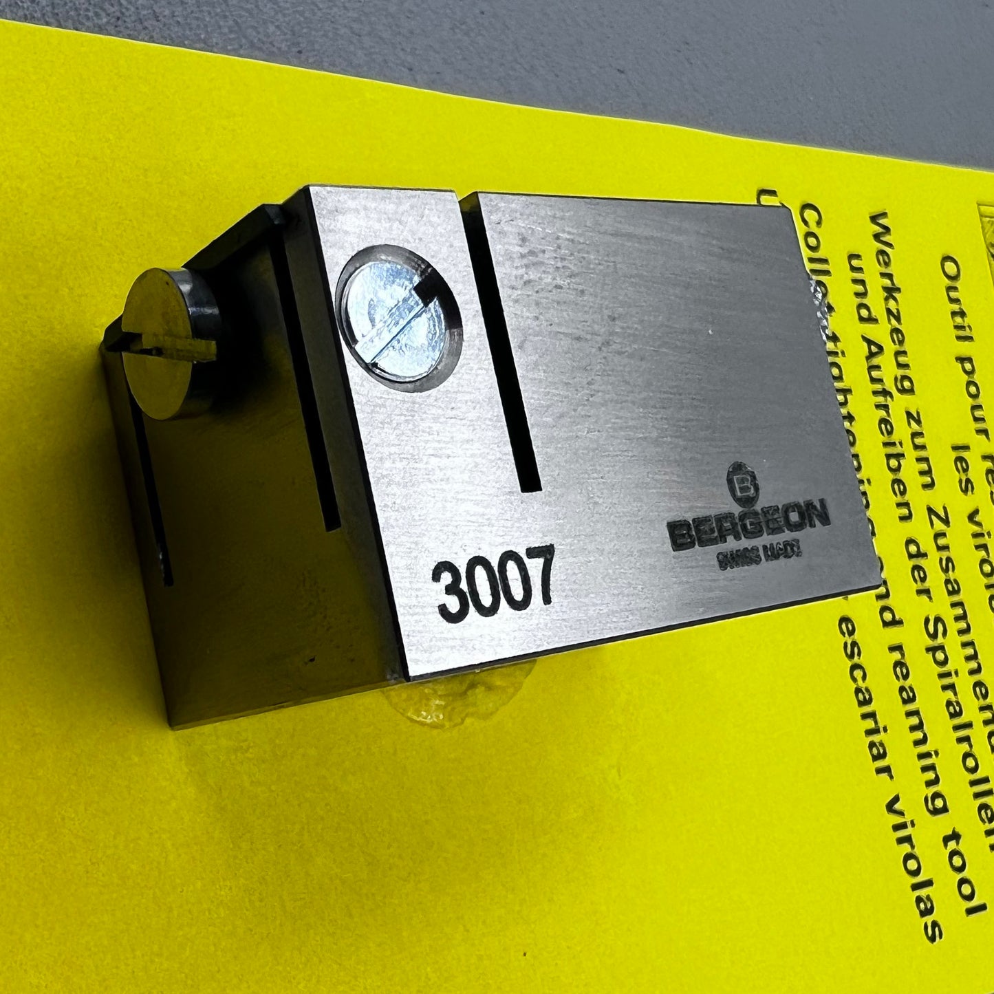 Swiss Bergeon 3007 collet tightening and reaming tool for precise watch accessory adjustments