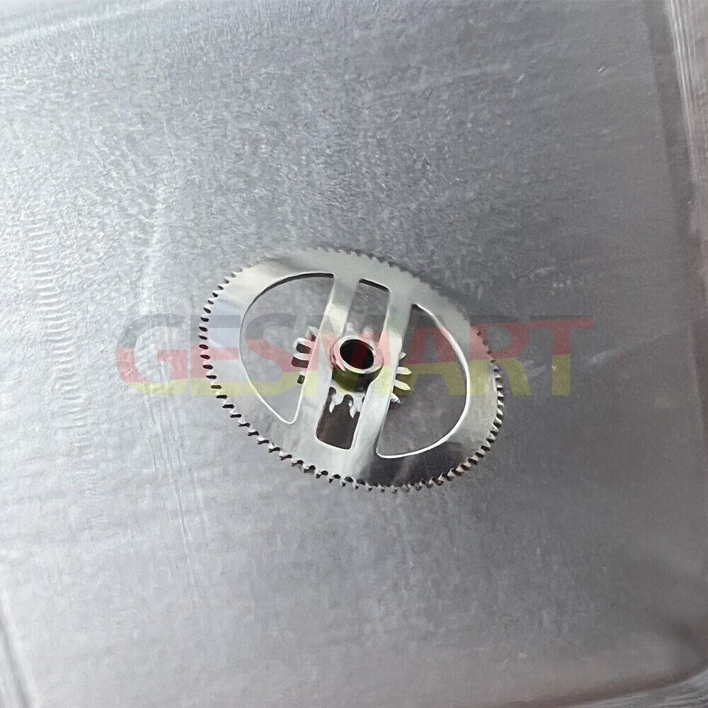 Cannon pinion with driving wheel for ETA2824/2836 movement, precise watch accessory.