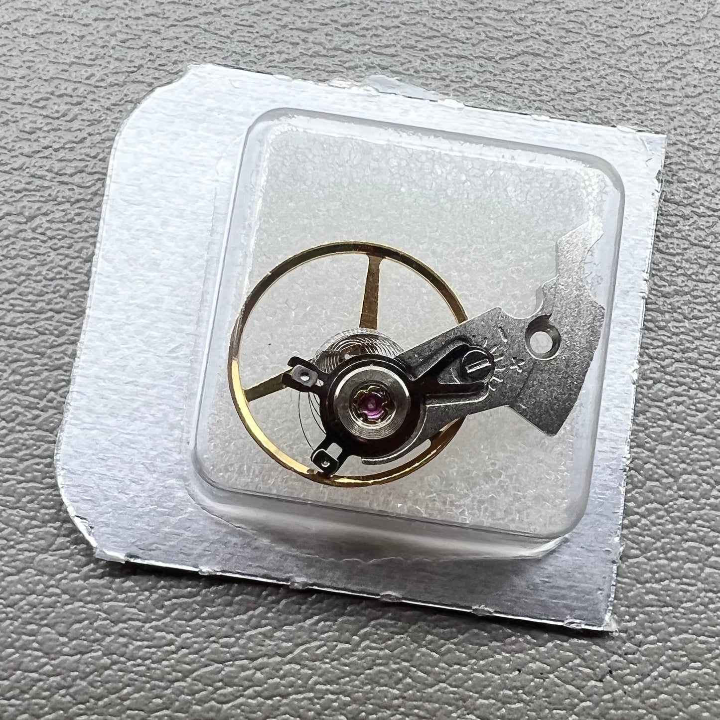 Seagull watch balance wheel with silver splint, compatible with ETA 2824, 2836, 2834 movements, precision component.