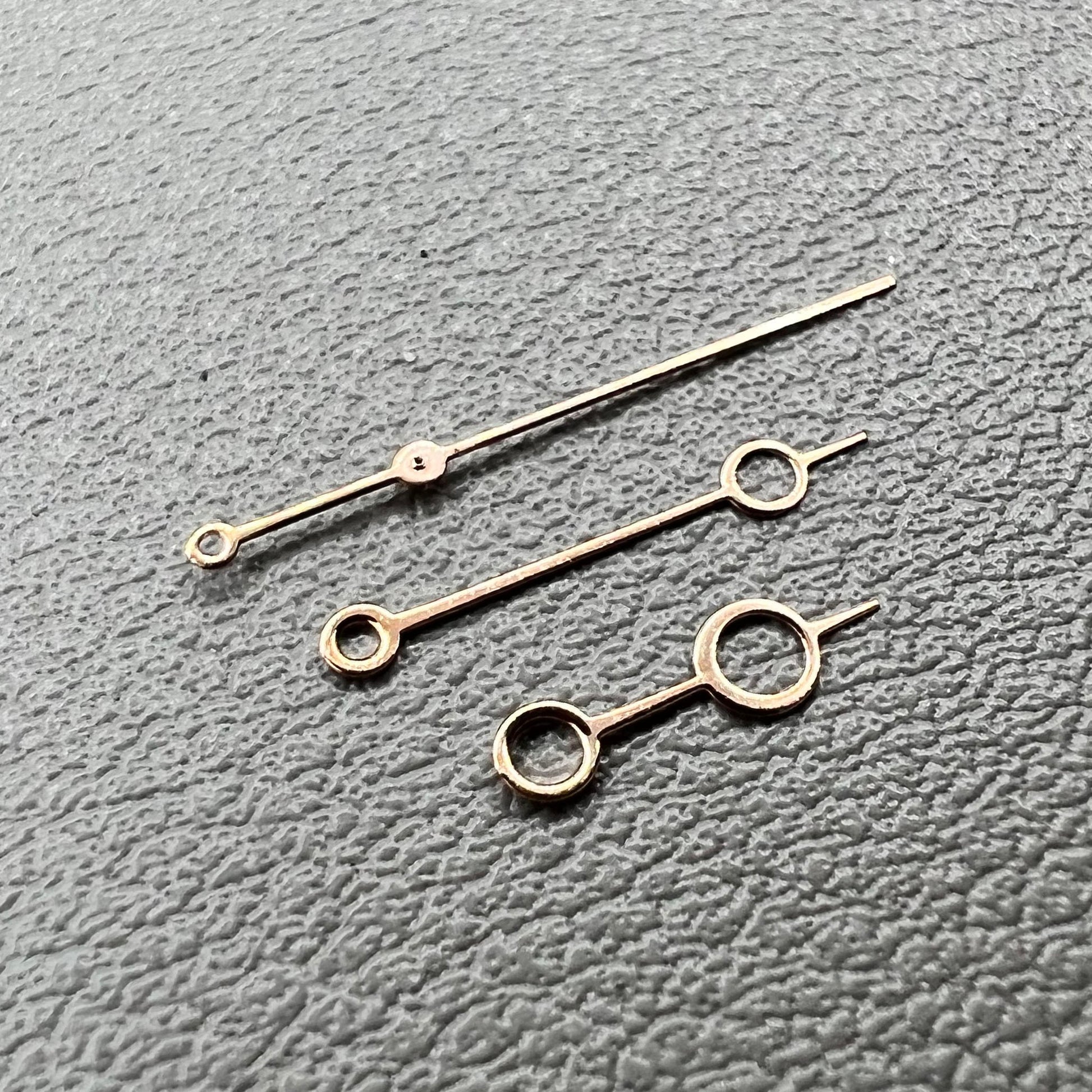 Set of rose gold hollow circle watch hands by Modified, compatible with NH35/36 NH38 NH72 movements.