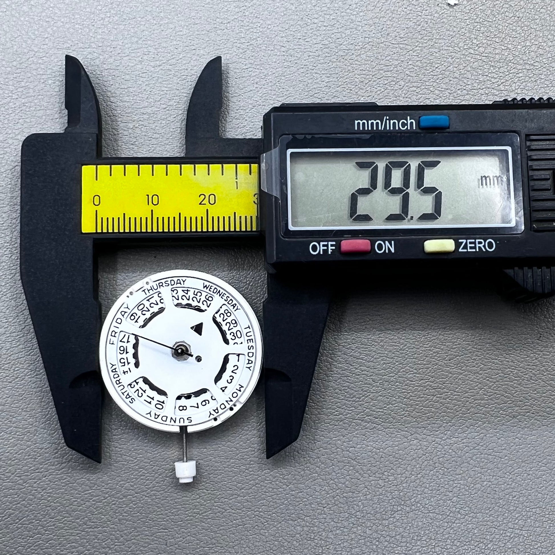 Swiss ISA 1198 watch movement with day-date feature, white dial, date at 3 o?clock.