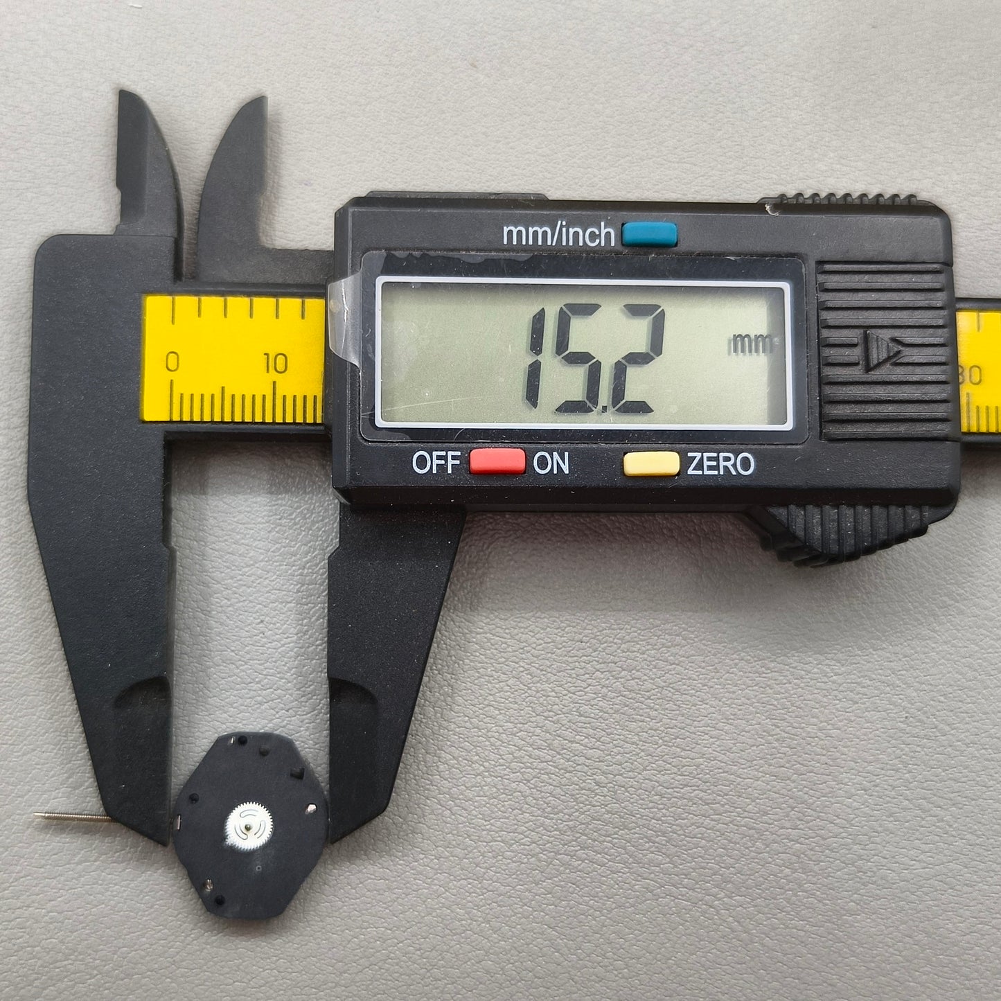 Swiss ETA 802.102 Watch Quartz 3 Hands Movement