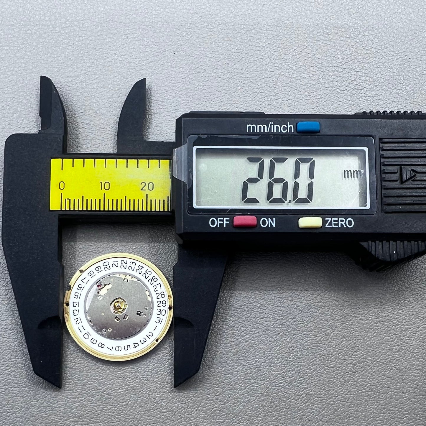 Swiss ETA E64.511 quartz watch movement with precise timekeeping for luxury watch repair and assembly.