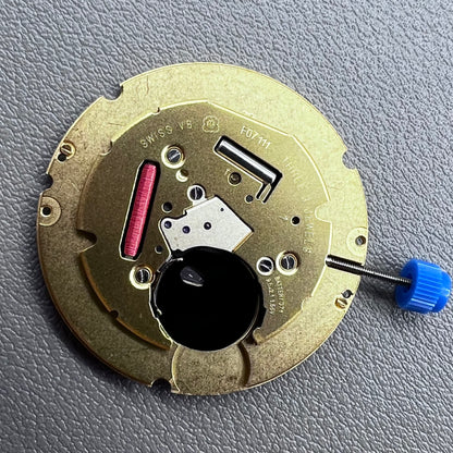 Swiss ETA F07.111 Watch Quartz Movement 3 Hands Date@6