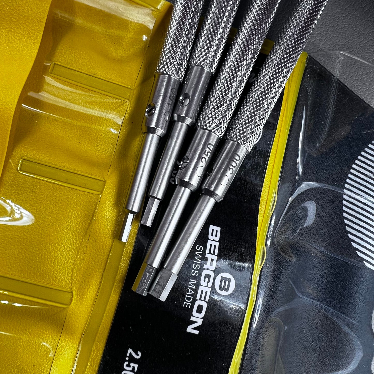 Swiss Bergeon 30081-HEX-P04 Set of 4 Hex Blade Screwdrivers