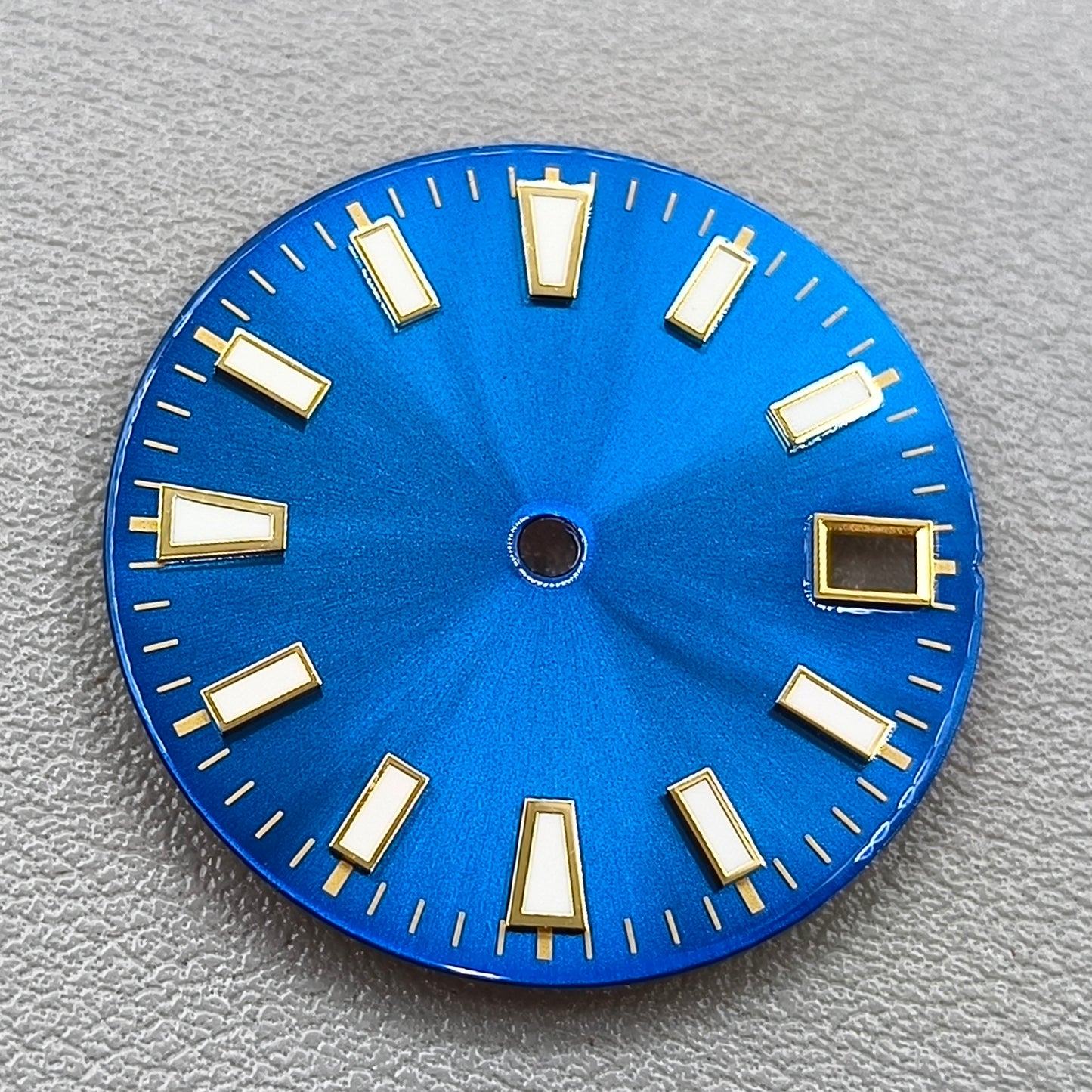 Blue Golden Nail Trim with Green Luminous Watch Dial for NH35 Movement