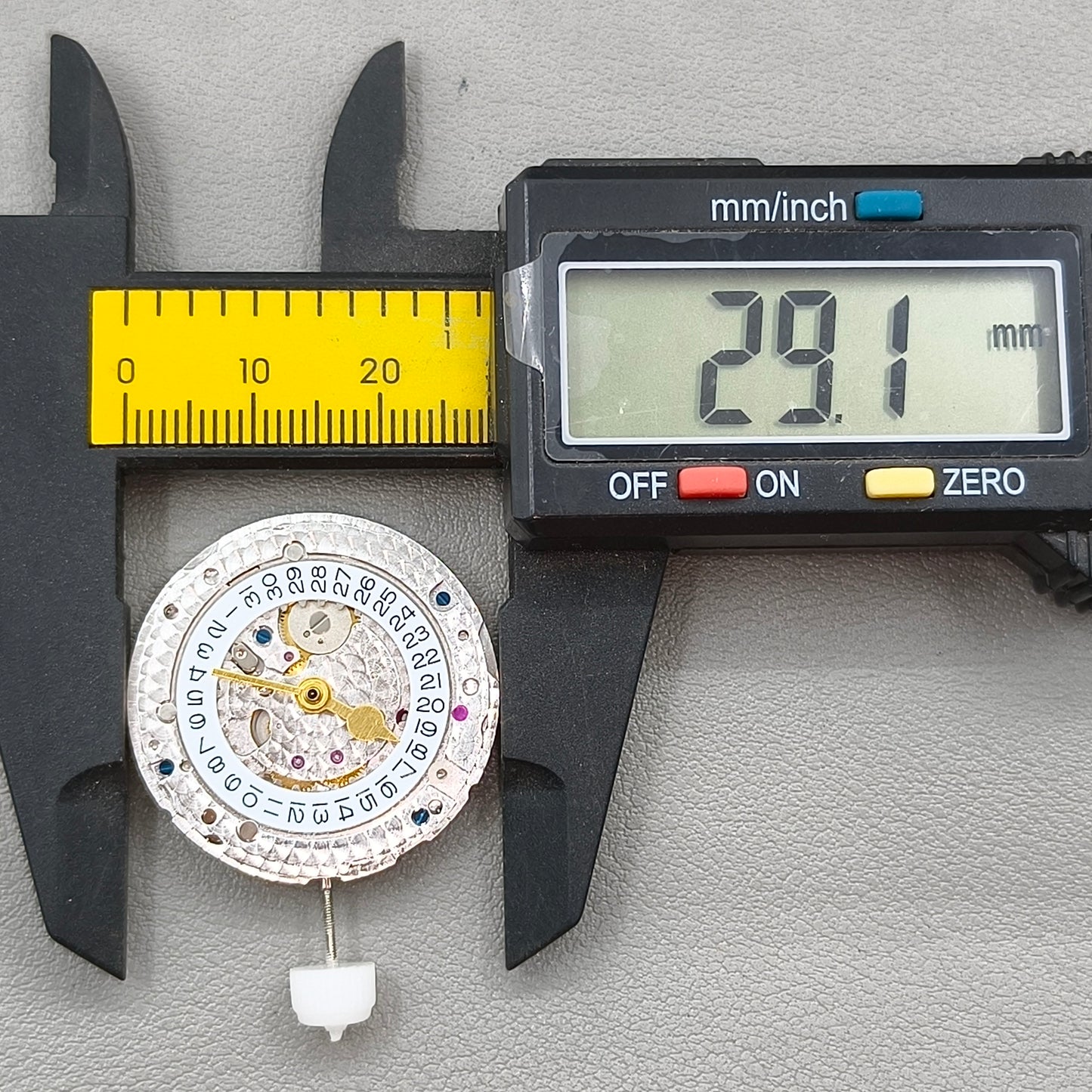 Shanghai 3285 Automatic Mechanical Movement 4 Hands GMT Greenwich Rotor Carved